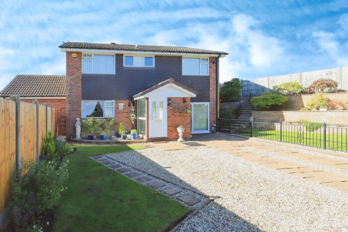 4 Bedroom Detached House For Sale In Puxton Drive, Kidderminster, DY11
