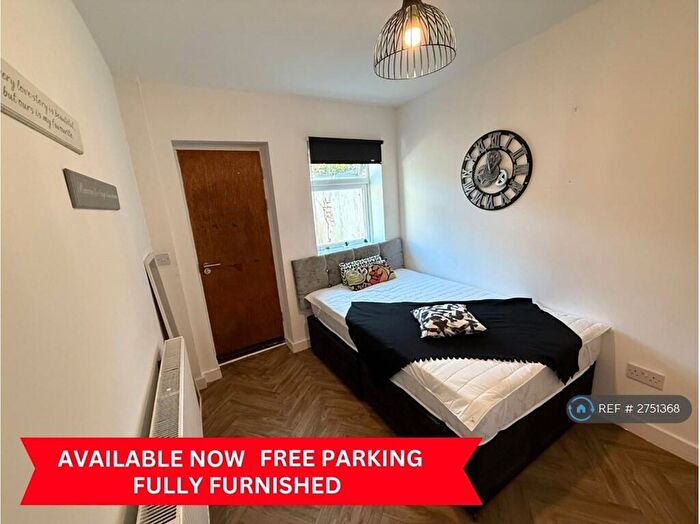 1 Bedroom Flat To Rent In Percy Road, Leicester, LE2