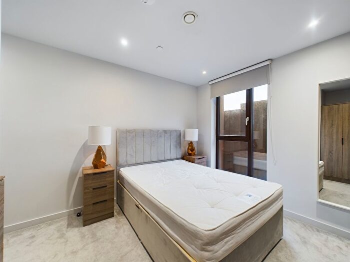 1 Bedroom Flat To Rent In Parliament Square, Crump Street, Liverpool, L1