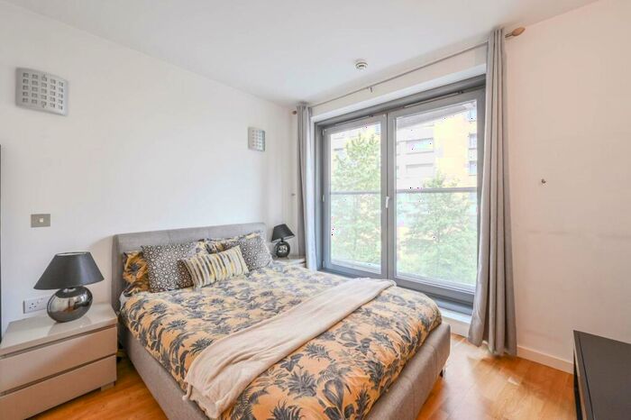 1 Bedroom Flat To Rent In New Providence Wharf, Canary Wharf, London, E14