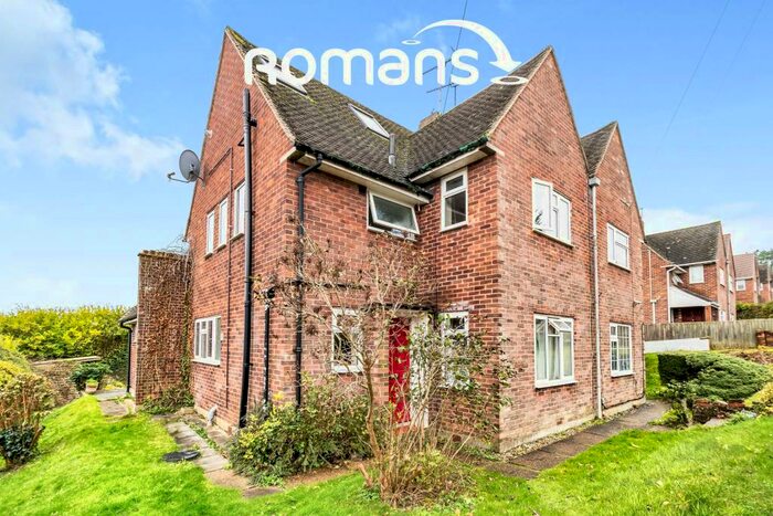 6 Bedroom Semi-Detached House To Rent In Stanmore Lane, Winchester, SO22