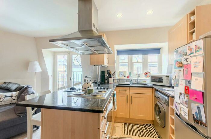 1 Bedroom Flat To Rent In Haverstock Place, Angel, London, N1