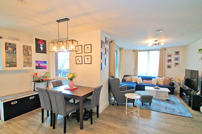 2 Bedroom Flat For Sale In Gayton Road, Harrow, HA1