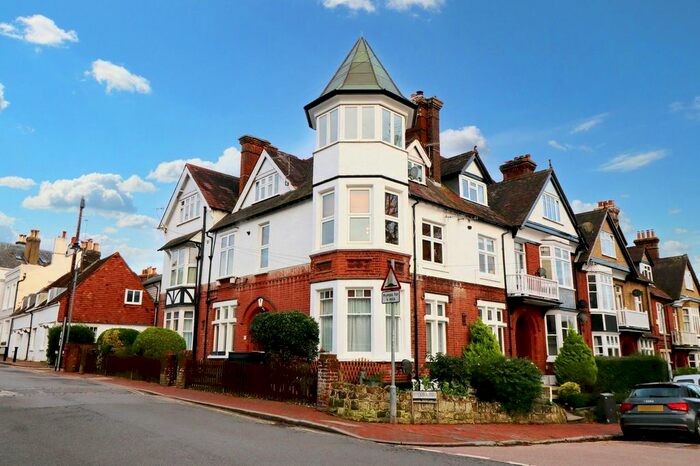 1 Bedroom Flat To Rent In Madeira Park, Tunbridge Wells, TN2