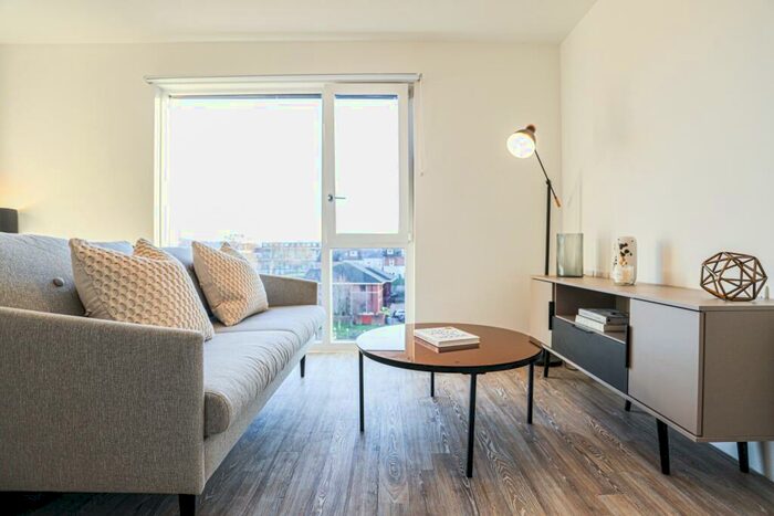 Apartment To Rent In Brook Place, Sheffield Sheffield, S11