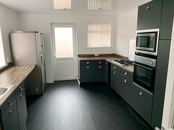 2 Bedroom Flat To Rent In Shotton Avenue, Blyth, NE24