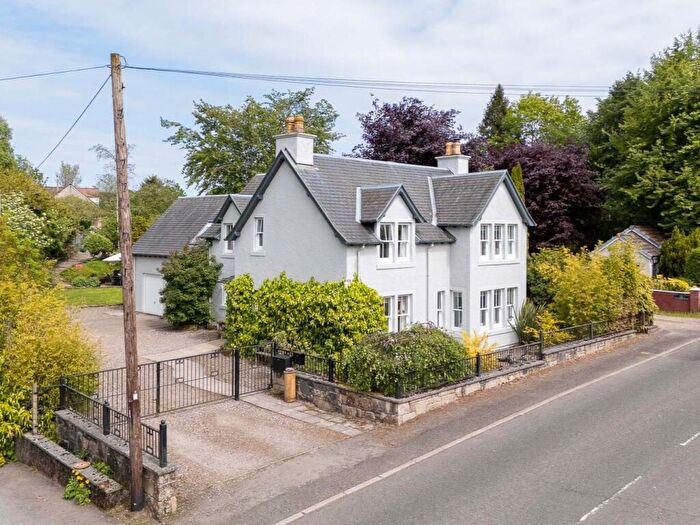5 Bedroom Detached House For Sale In Fairfield, Rumbling Bridge, Kinross, Perth And Kinross, KY13