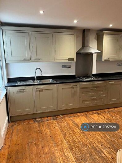 5 Bedroom Semi-Detached House To Rent In Streatham Road, Mitcham, CR4