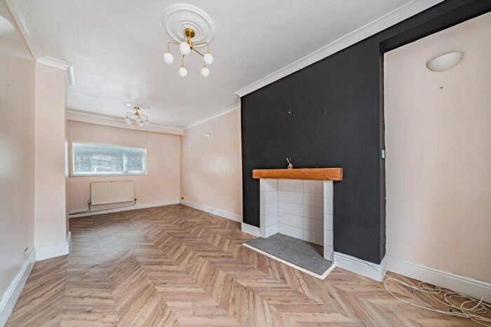 3 Bedroom Semi-Detached House To Rent In Ely Street, Tonypandy, CF40