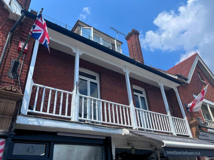 1 Bedroom Property To Rent In The Street, Ashtead, KT21