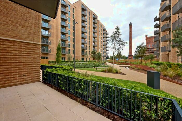 1 Bedroom Apartment To Rent In Artesian House, Memorial Avenue, Slough, SL1