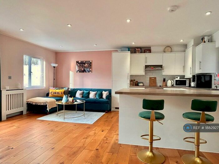 1 Bedroom Flat To Rent In Waterside, Dartford, DA1
