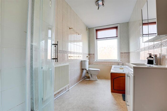 2 Bedroom End Of Terrace House For Sale In Wentworth Road, Sherwood, Nottinghamshire, NG5