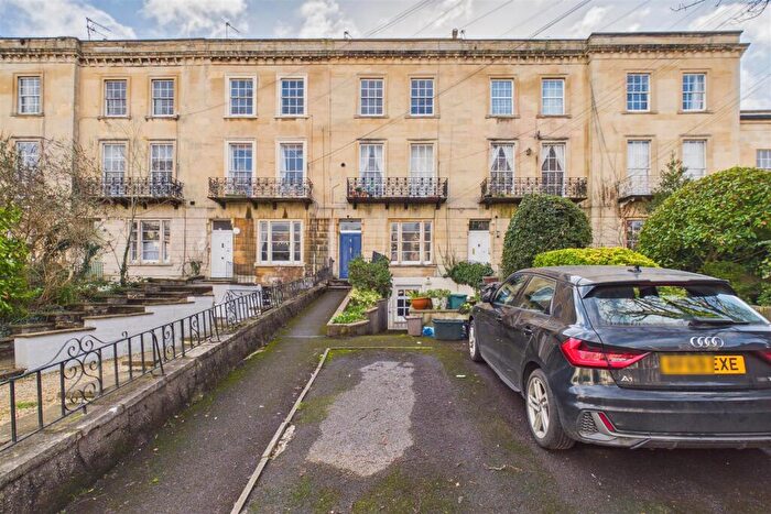 2 Bedroom Flat For Sale In Melrose Place, Clifton, BS8