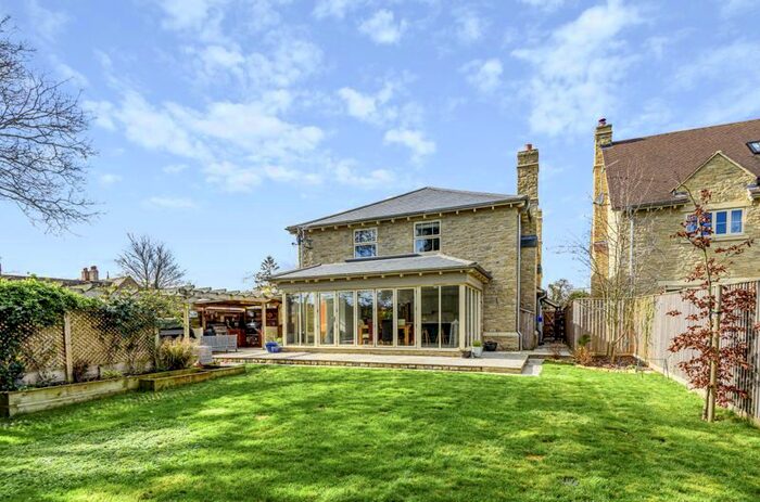 4 Bedroom Detached House For Sale In Elm Tree Walk, Shippon, Abingdon, OX13