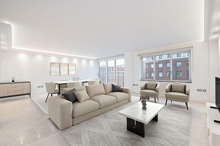 3 Bedroom Flat To Rent In St. Mary Abbots Terrace, Holland Park, W14