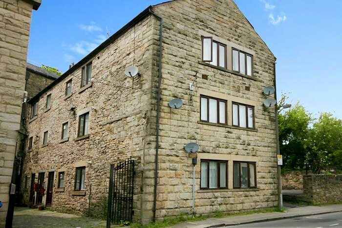 2 Bedroom Duplex To Rent In Central Street, Ramsbottom, BL0