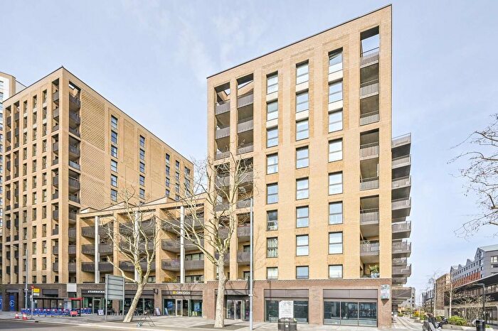 2 Bedroom Flat For Sale In Frank Searle Passage, Walthamstow, E17