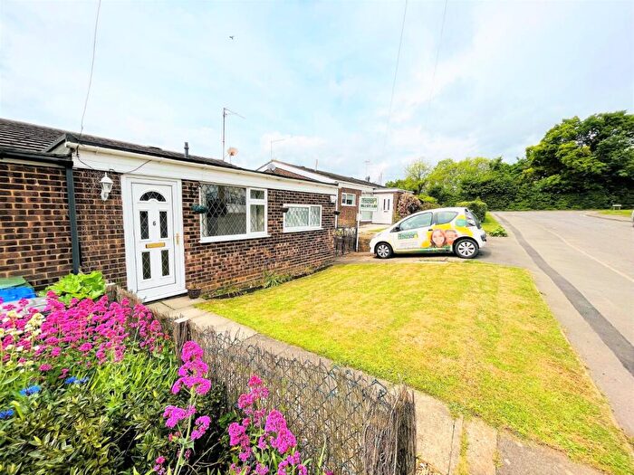 3 Bedroom Bungalow To Rent In Windmill Avenue, Blisworth, Northampton, NN7