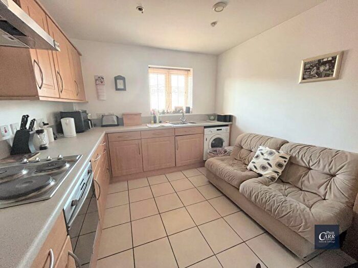 2 Bedroom Flat For Sale In Grange Drive, Streetly, Sutton Coldfield, B74