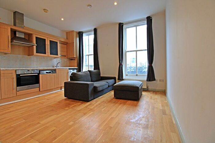 1 Bedroom Flat To Rent In Columbia Road, London, E2