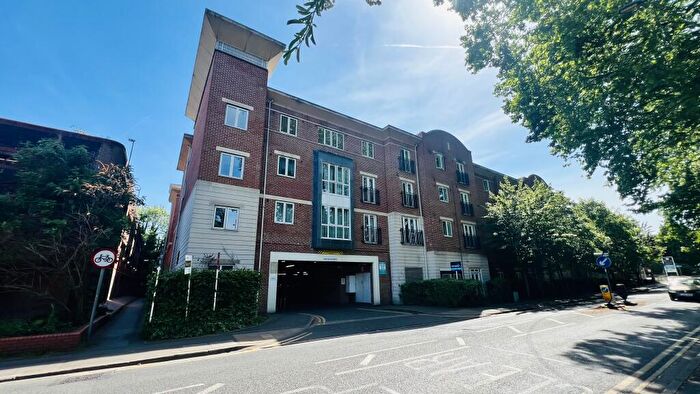 2 Bedroom Apartment To Rent In Grenfell Road, Maidenhead, SL6