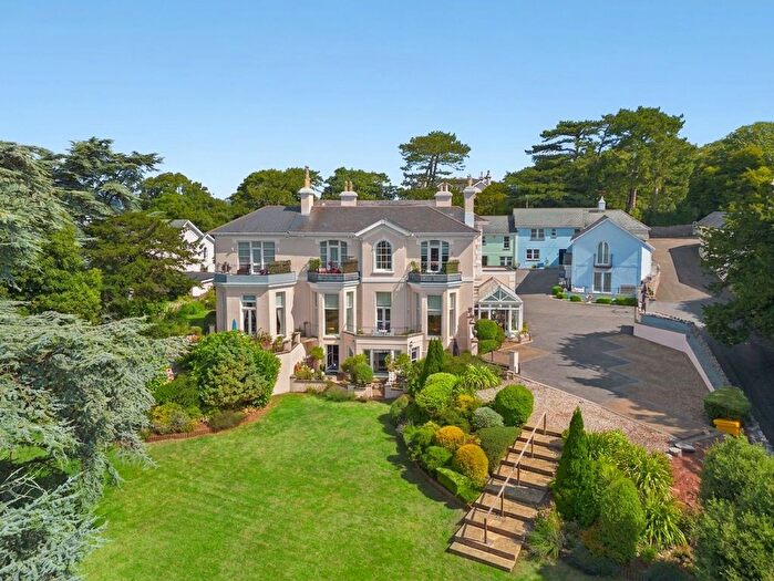 3 Bedroom Flat For Sale In Higher Warberry Road, Torquay, TQ1