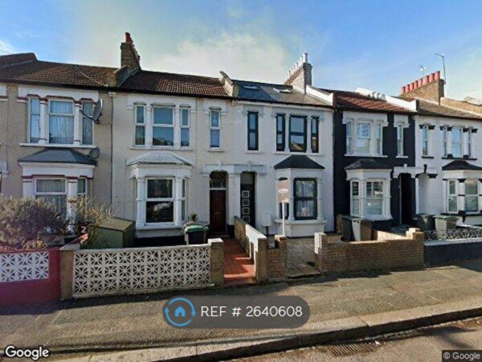 5 Bedroom Terraced House To Rent In Glenwood Road, London, N15