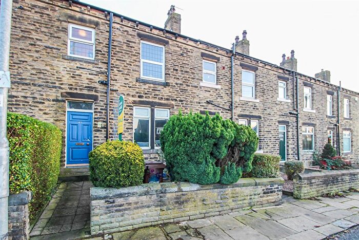 2 Bedroom Terraced House For Sale In Healey Road, Ossett, WF5
