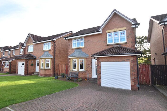 3 Bedroom Detached Villa For Sale In Dunellan Place, Moodiesburn, Glasgow, G69