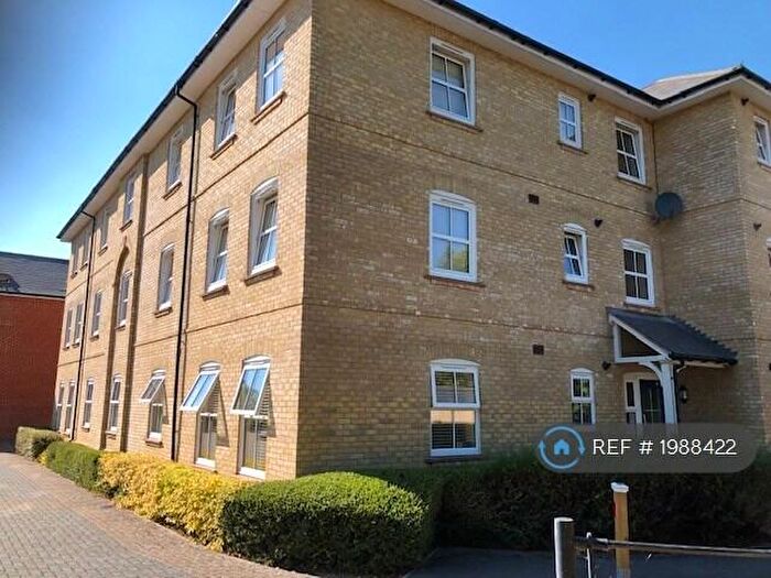 1 Bedroom Flat To Rent In Woolston Place, Sherfield On Loddon, RG27