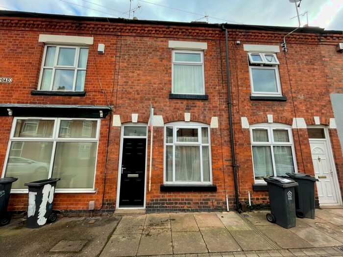 2 Bedroom House To Rent In Denmark Road, Leicester, LE2