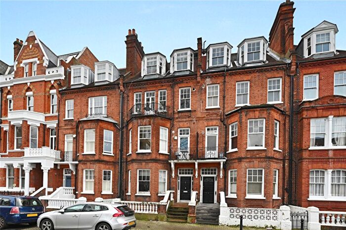 1 Bedroom Flat To Rent In Addison Gardens, Brook Green, London, W14