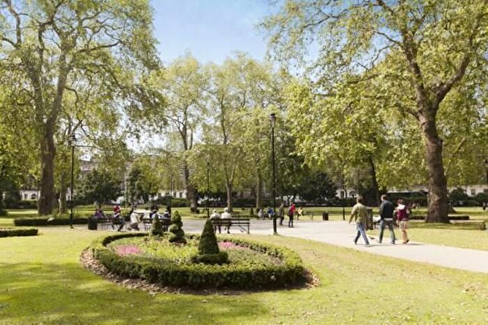 3 Bedroom Flat To Rent In Russell Square, London, WC1B