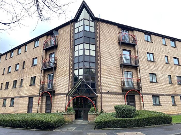 1 Bedroom Flat To Rent In Riverview Drive, Glasgow, G5