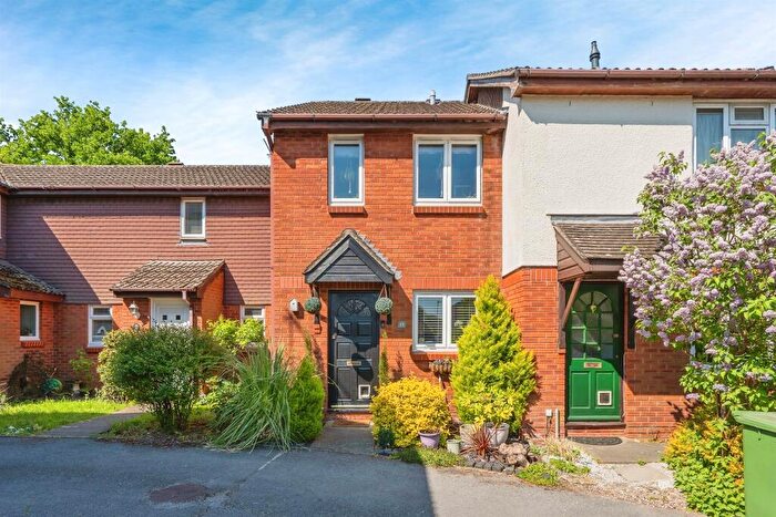 2 Bedroom Terraced House For Sale In Dukes Close, Petersfield, GU32