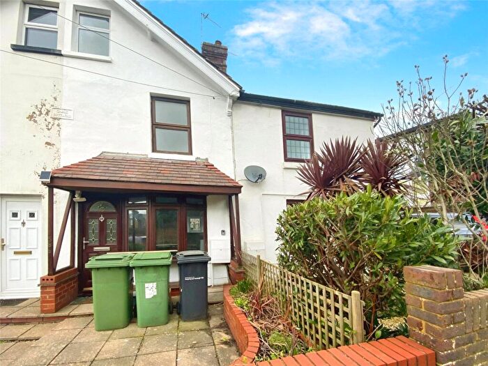 3 Bedroom End Of Terrace House To Rent In Loose Road, Maidstone, Kent, ME15