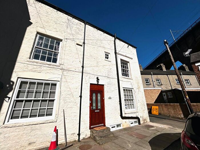 4 Bedroom House To Rent In Bees Cottages, Durham City, DH1