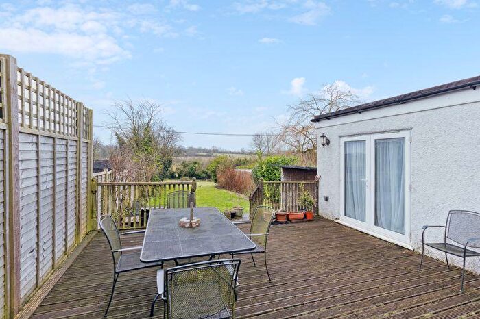 5 Bedroom Detached House For Sale In Old Watling Street, Flamstead, AL3
