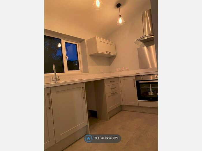 2 Bedroom Terraced House To Rent In New Street, Rothwell, Kettering, NN14