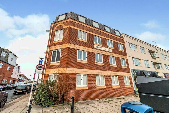 2 Bedroom Flat To Rent In Meredith Road, Portsmouth, Hampshire, PO2