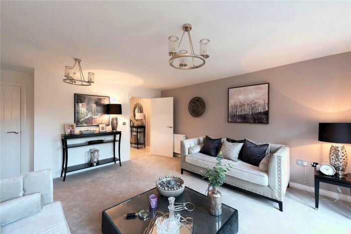 4 Bedroom Semi-Detached House To Rent In Wilmslow Road, Handforth, Wilmslow, Cheshire, SK9