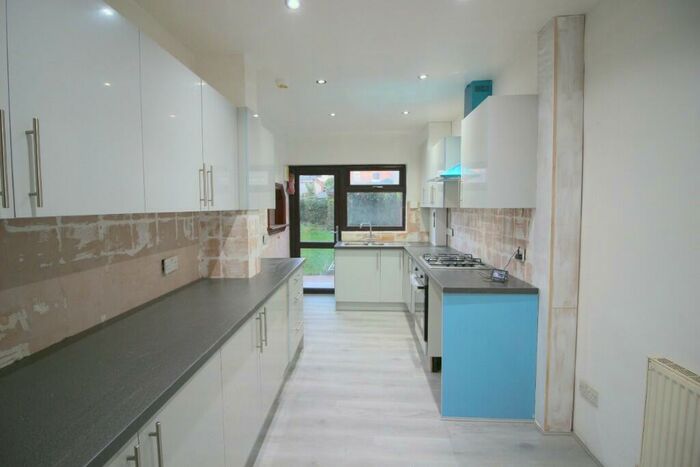 4 Bedroom Terraced House To Rent In Blythswood Road, Ilford, London, IG3