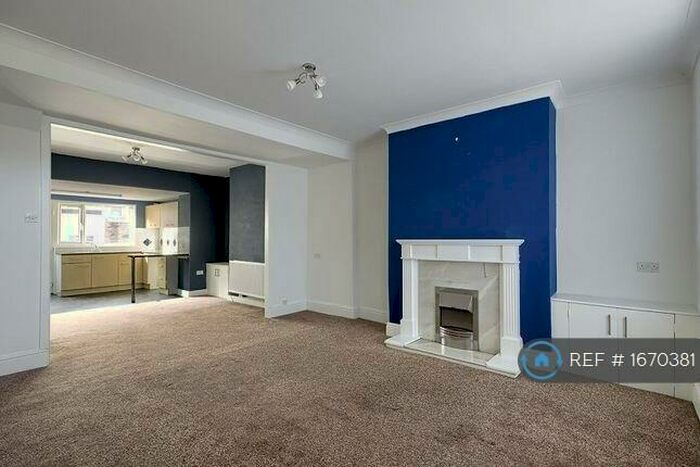 2 Bedroom Terraced House To Rent In Russell Terrace, Padiham, Burnley, BB12