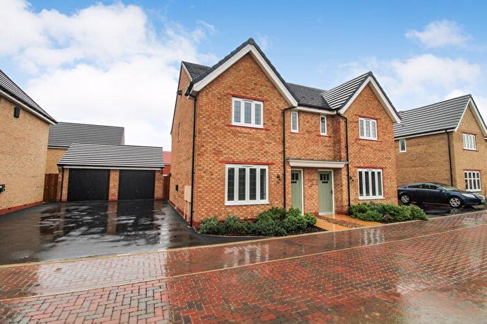 3 Bedroom Semi Detached House For Sale In Paxton Mill, Little Paxton, PE19