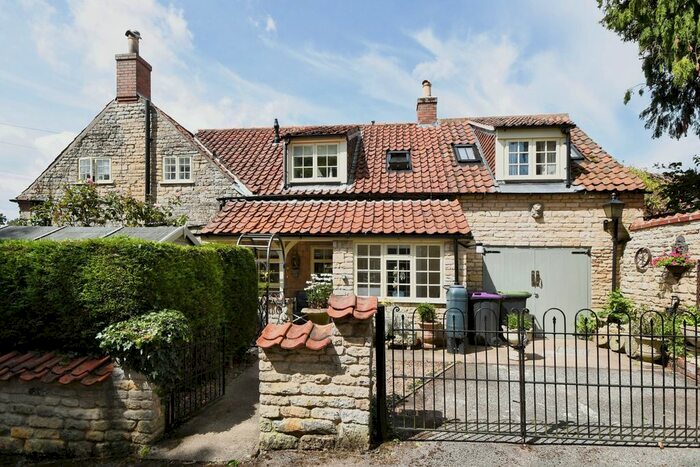 3 Bedroom Cottage For Sale In Sleaford Road, Wellingore, Lincoln, Lincolnshire, LN5