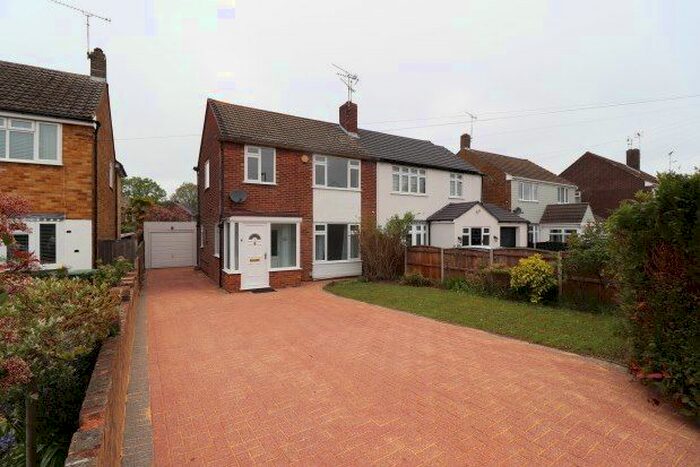3 Bedroom Semi-Detached House To Rent In Long Ridings Avenue, Brentwood, CM13