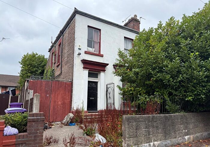 4 Bedroom Semi-detached House For Sale In Ash Grove, Wavertree, Liverpool, Merseyside, L15