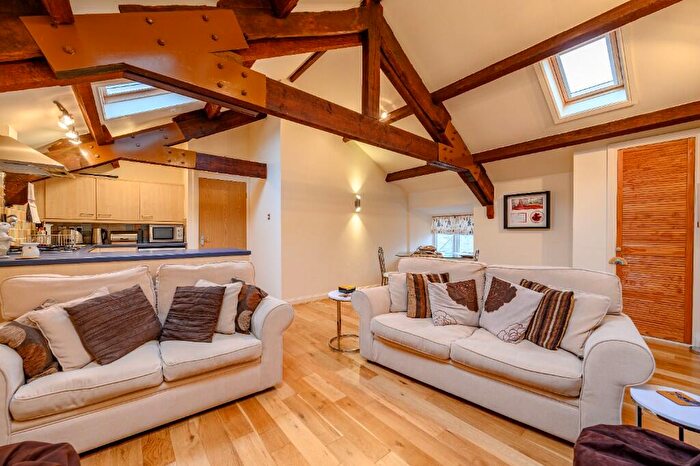2 Bedroom Apartment For Sale In Dawsons Court, Settle, North Yorkshire, BD24