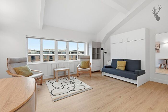 1 Bedroom Flat To Rent In Bow Quarter, Bow, E3